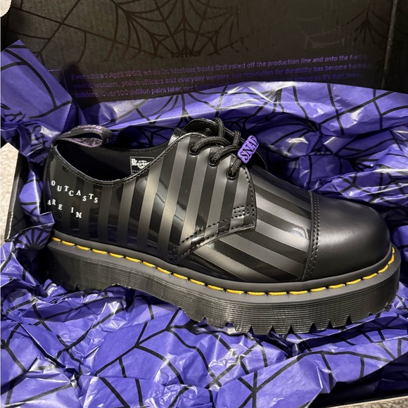 Dr. Marten's x Wednesday 1461 Bex - Picture 2 of 7